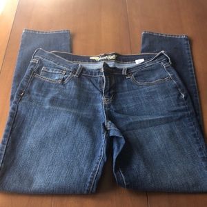 EUC Old Navy 12 Long The Sweetheart Jeans